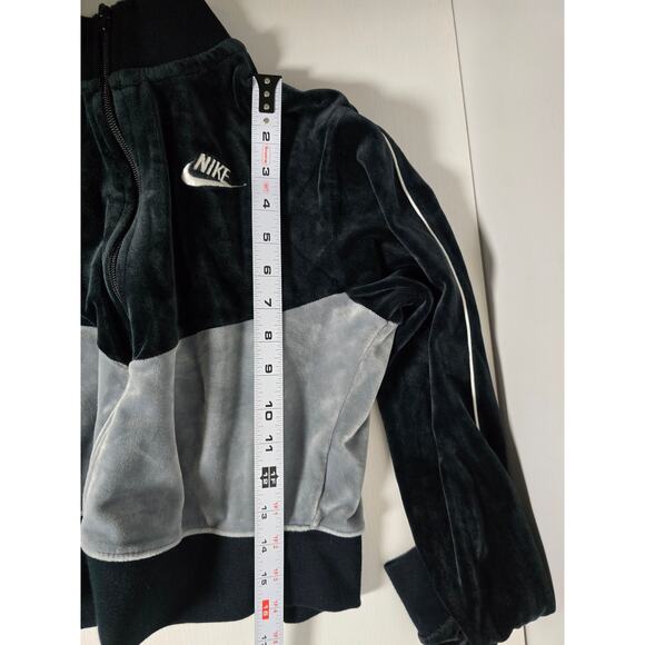 Nike Women's Small Velour Track Zip Jacket Black Gray Y2K Vibe Retro SportyChic - Picture 7 of 9